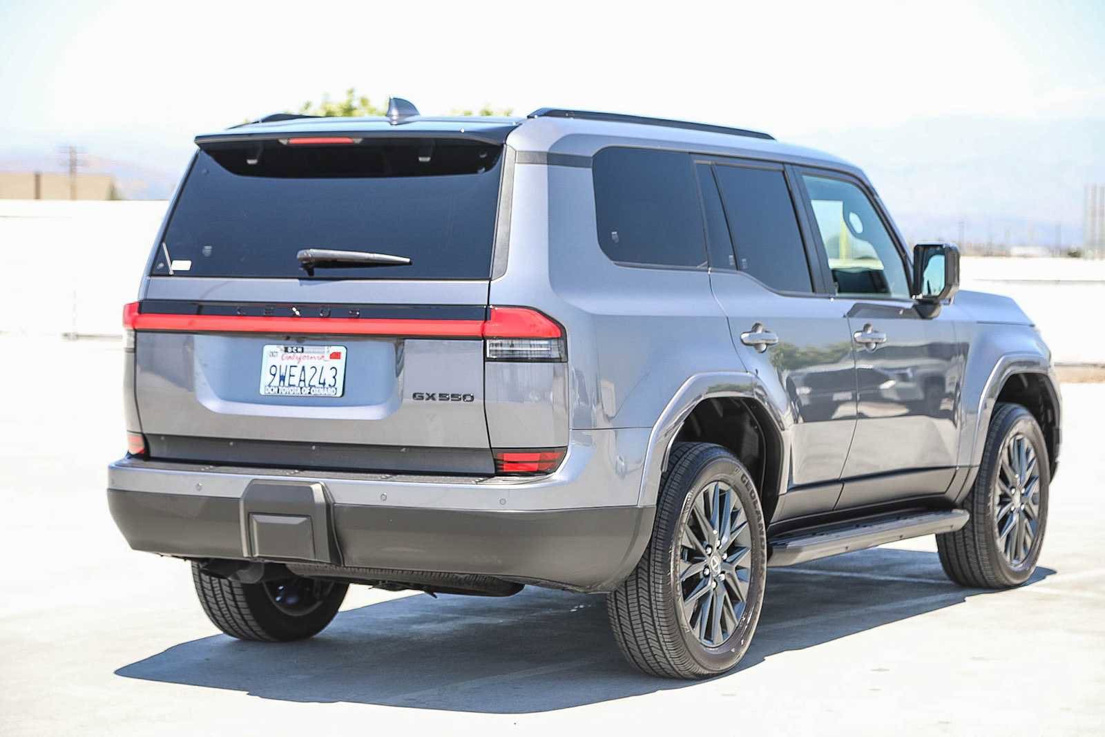 Thumbnail: 2025 Lexus GX - 5
