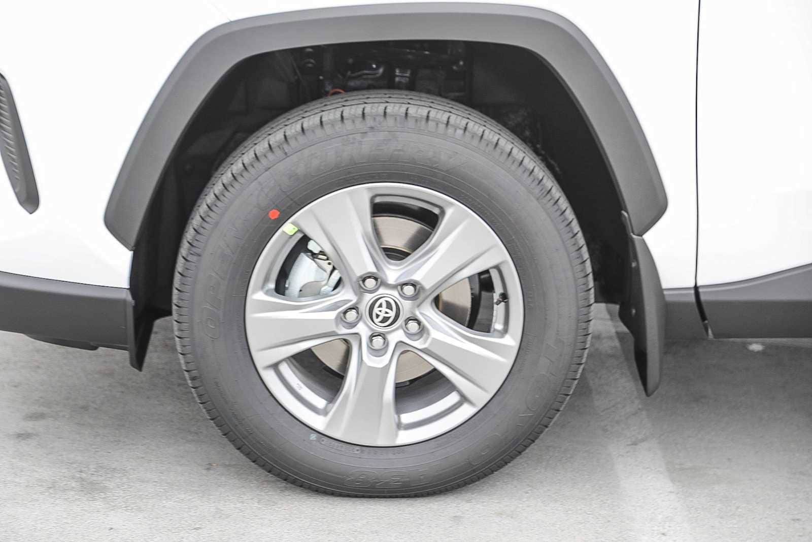 Thumbnail: 2025 Toyota RAV4 - 10