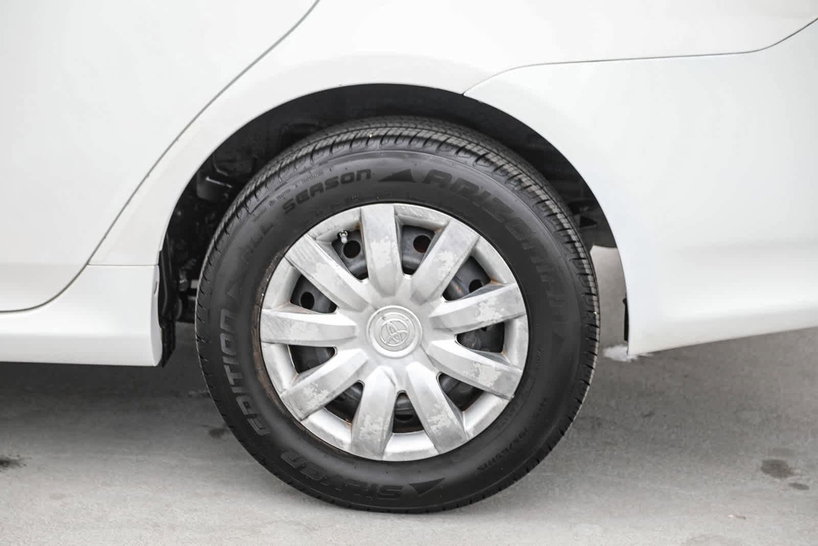 Thumbnail: 2010 Toyota Corolla - 10