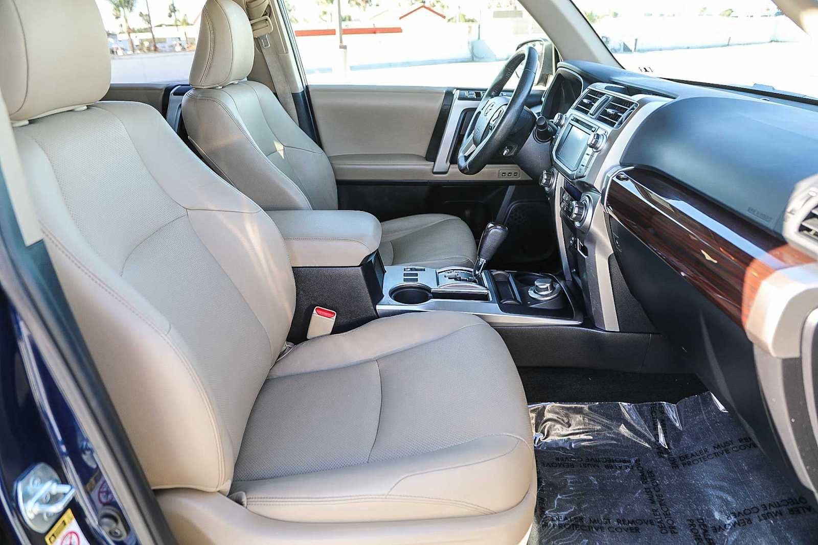 Thumbnail: 2019 Toyota 4Runner - 16