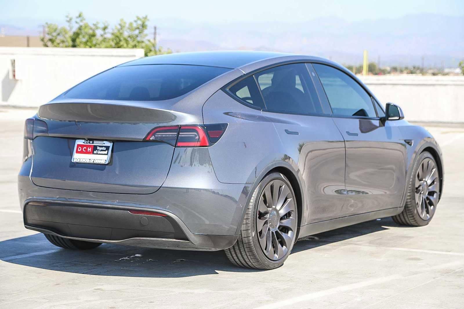 Thumbnail: 2021 Tesla Model Y - 4