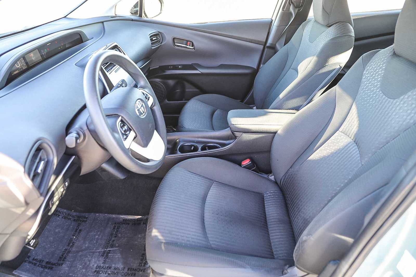 Thumbnail: 2017 Toyota Prius - 17