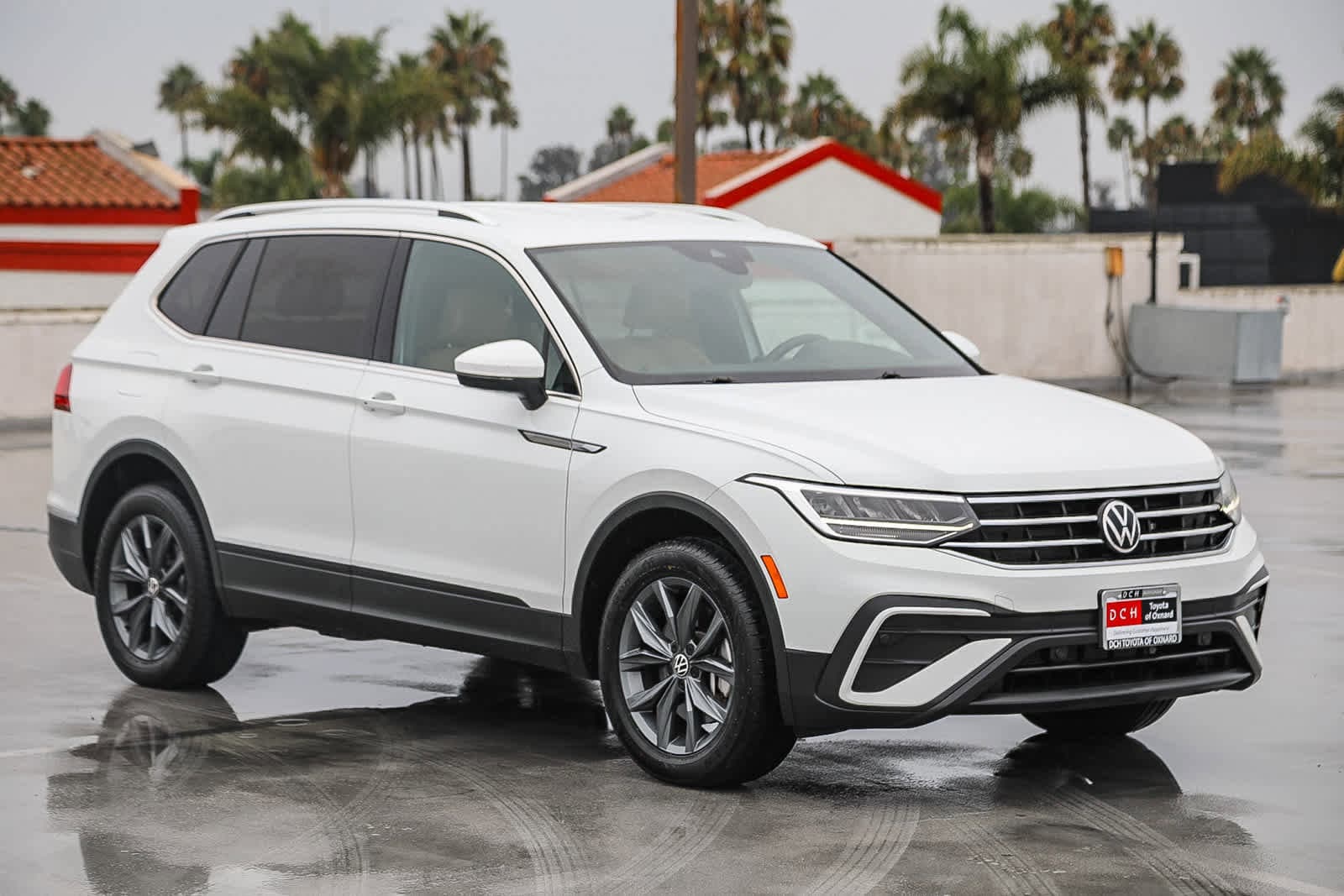 Thumbnail: 2022 Volkswagen Tiguan - 3