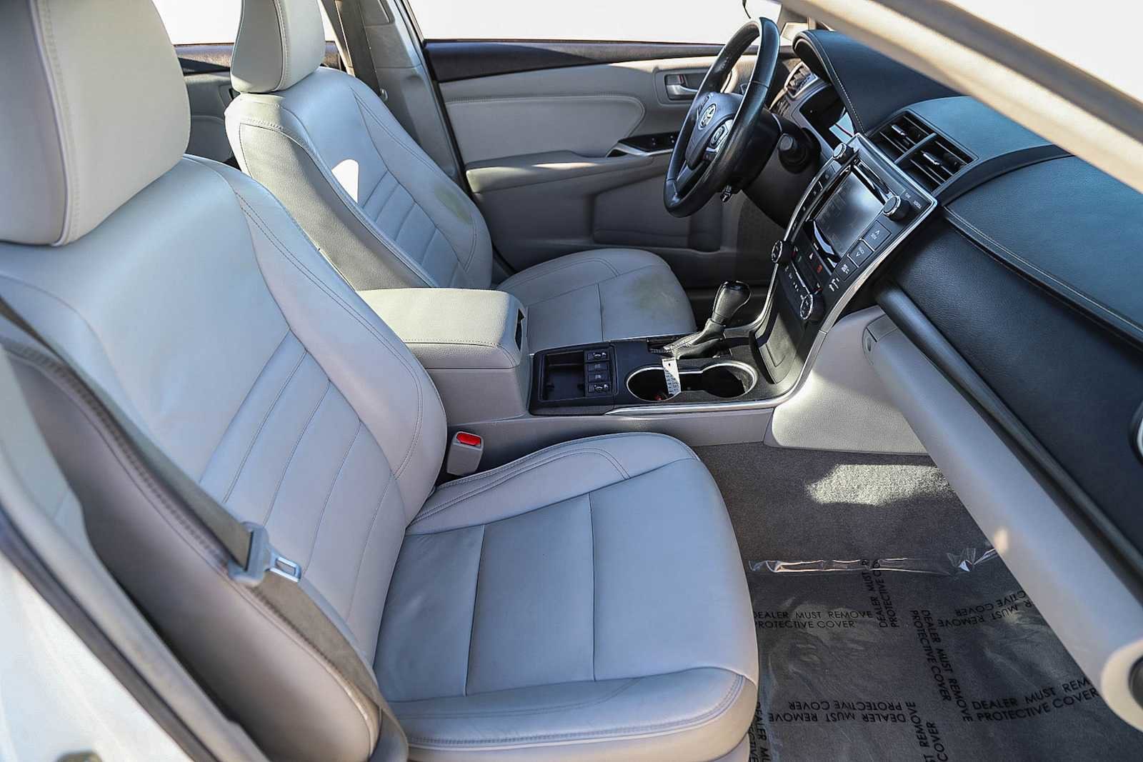 Thumbnail: 2017 Toyota Camry - 16