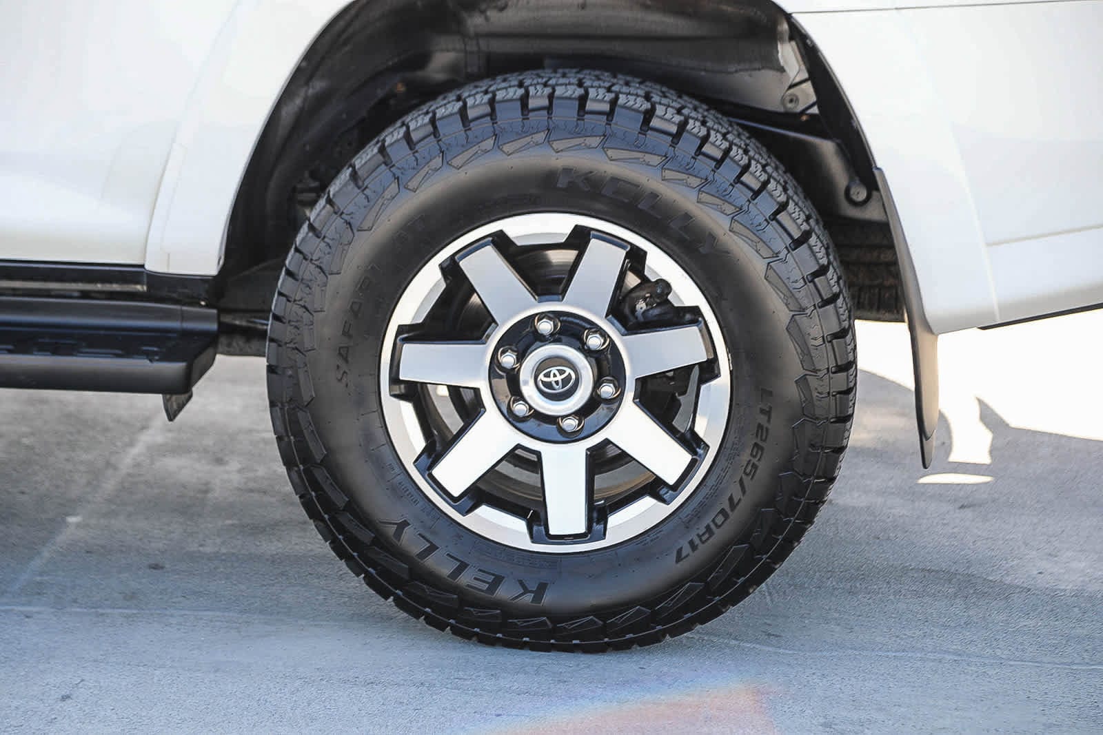 Thumbnail: 2022 Toyota 4Runner - 12