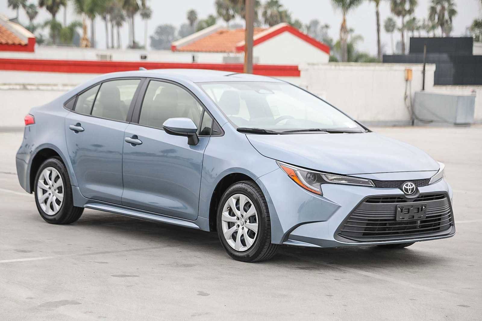 Thumbnail: 2023 Toyota Corolla - 5