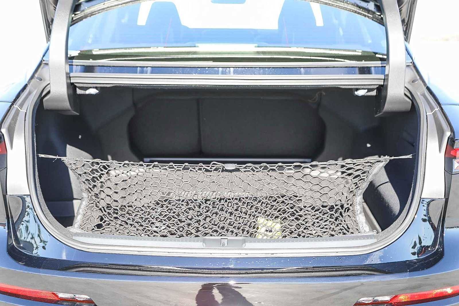 Thumbnail: 2026 Toyota Crown - 12