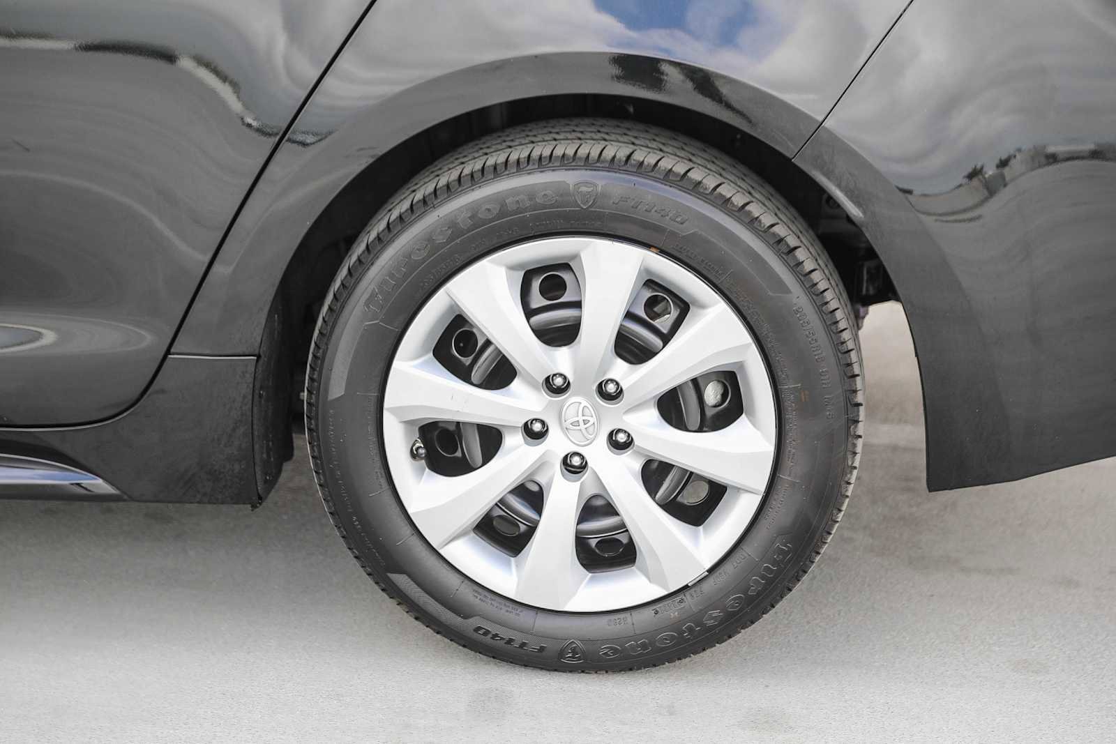 2022 Toyota Corolla LE 11