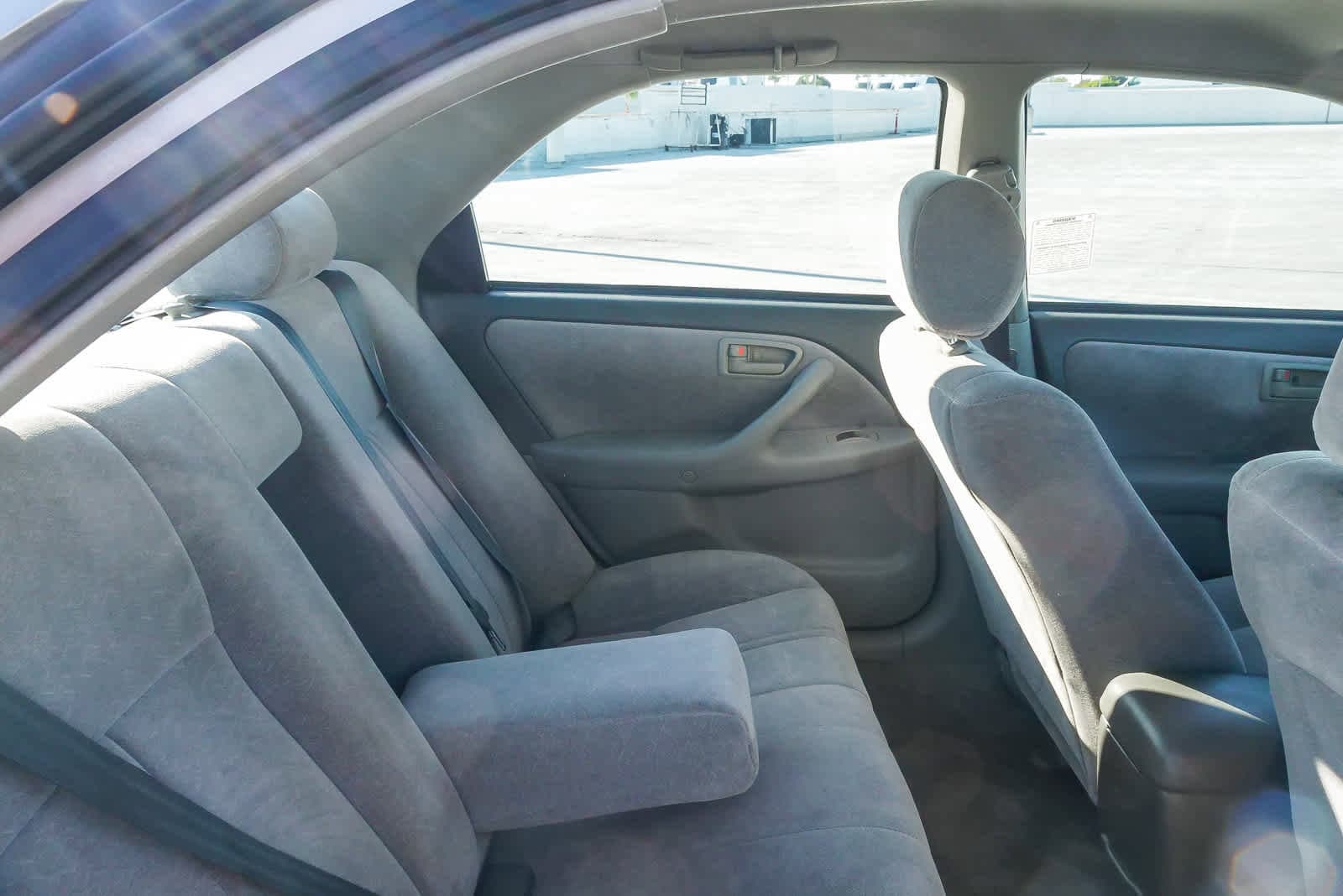 Thumbnail: 1999 Toyota Camry - 17