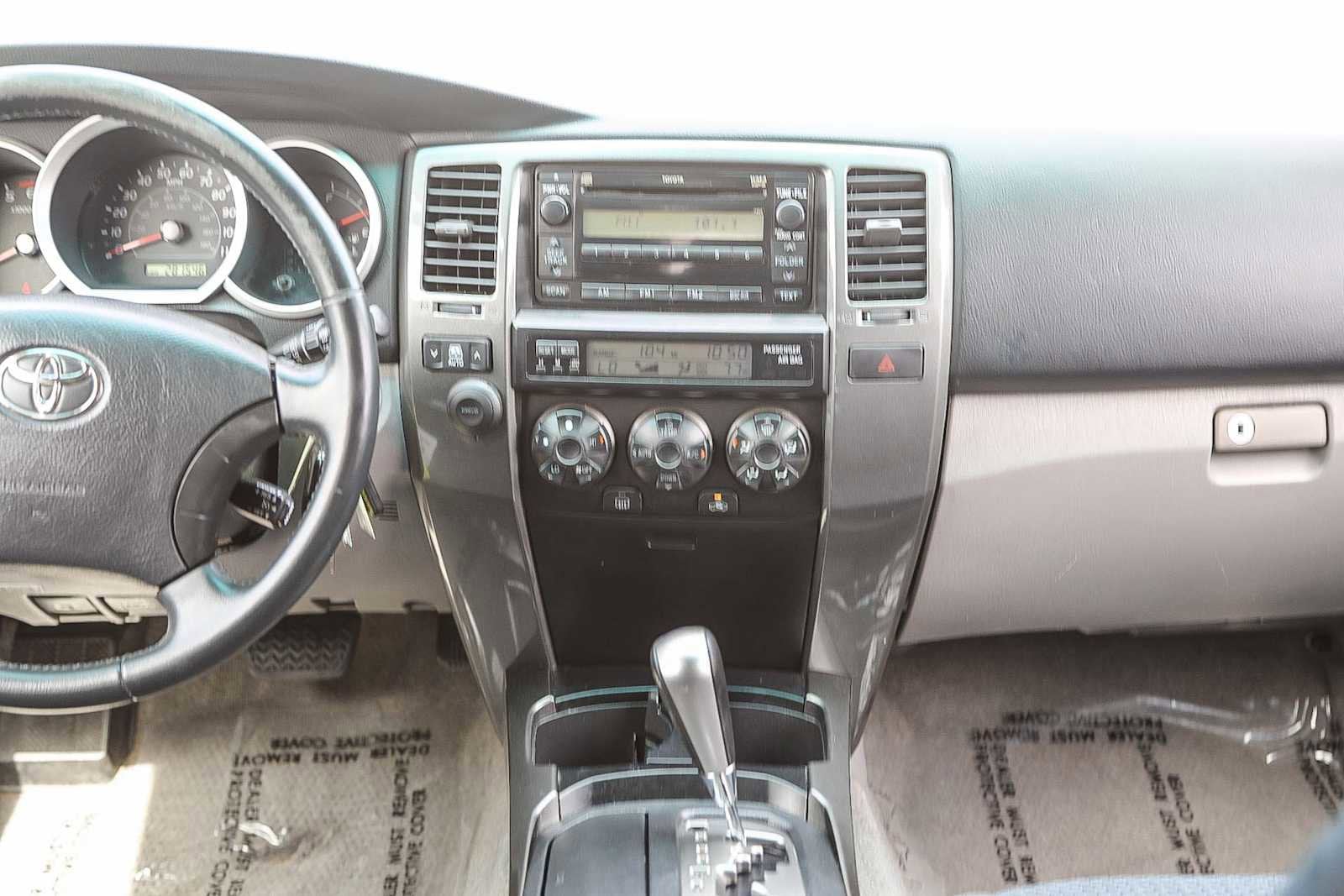 Thumbnail: 2008 Toyota 4Runner - 12