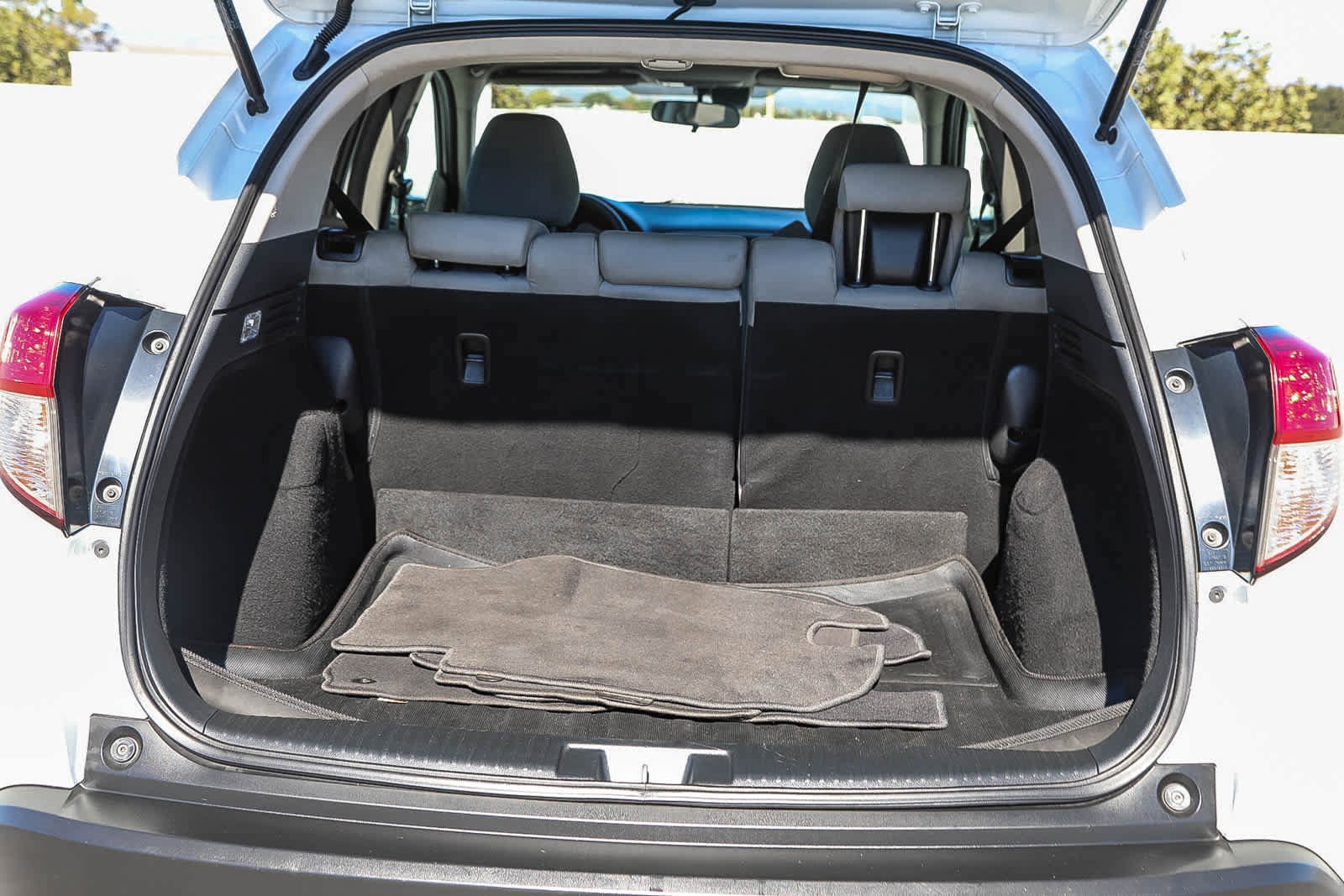 Thumbnail: 2022 Honda HR-V - 24