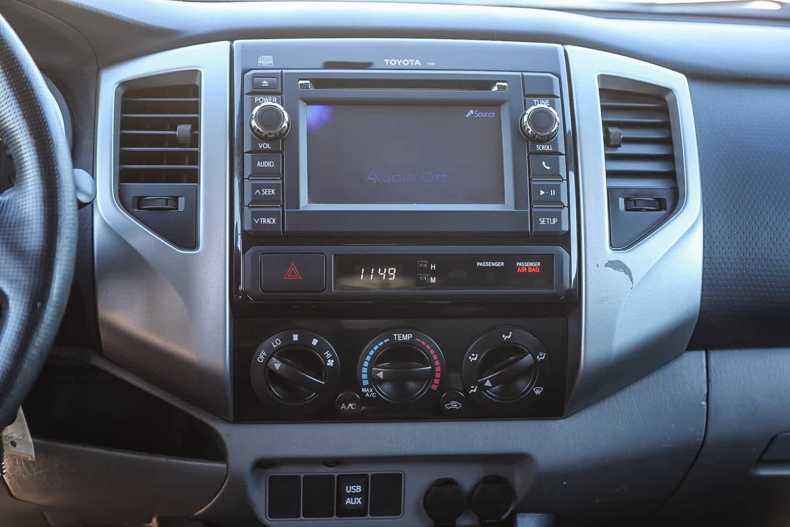 Thumbnail: 2013 Toyota Tacoma - 14