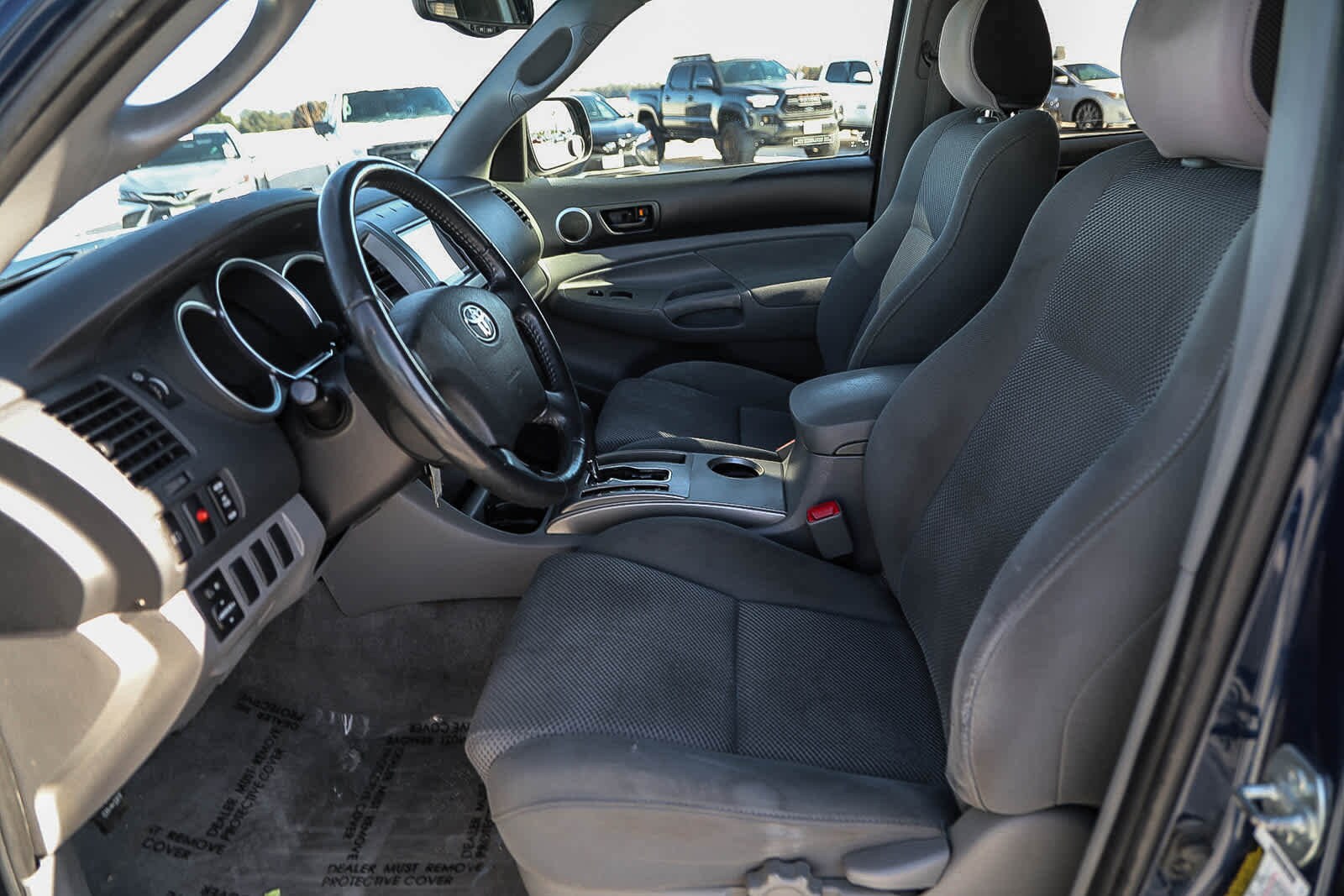 Thumbnail: 2005 Toyota Tacoma - 17