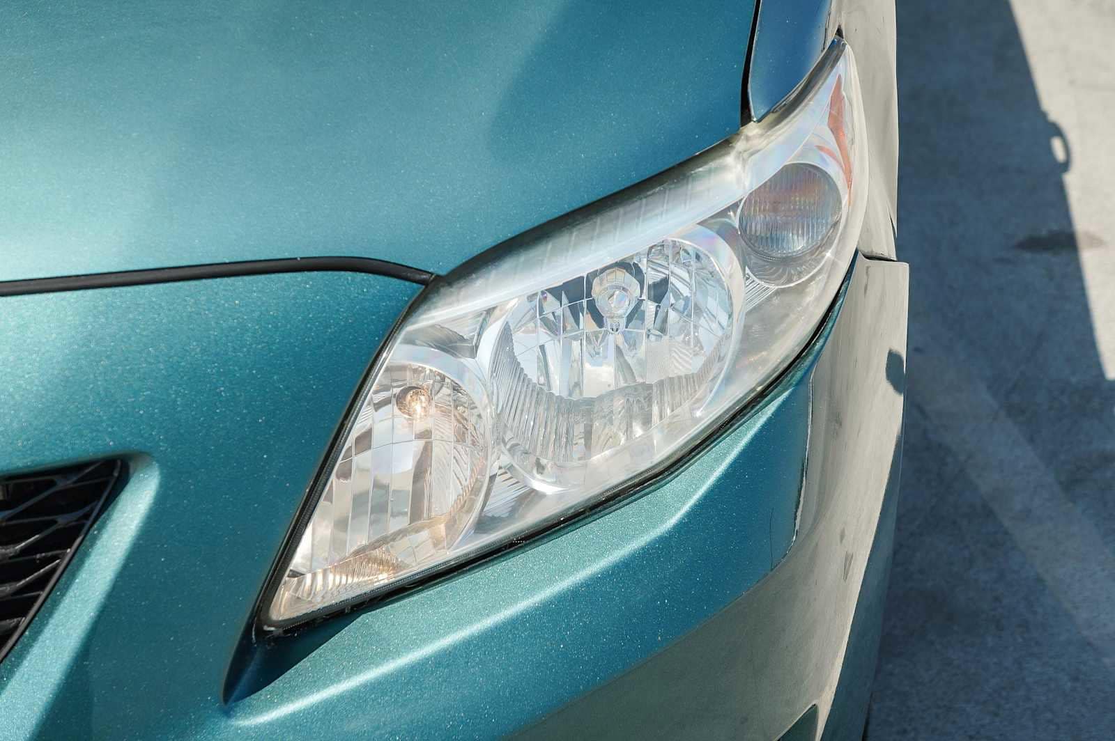 Thumbnail: 2009 Toyota Corolla - 8