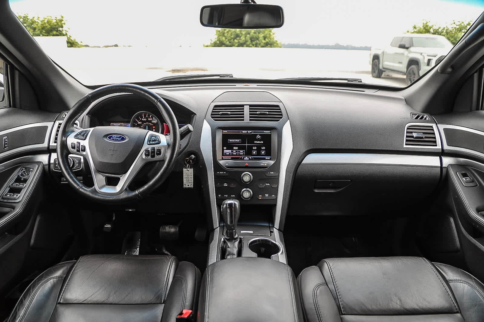 Thumbnail: 2014 Ford Explorer - 12