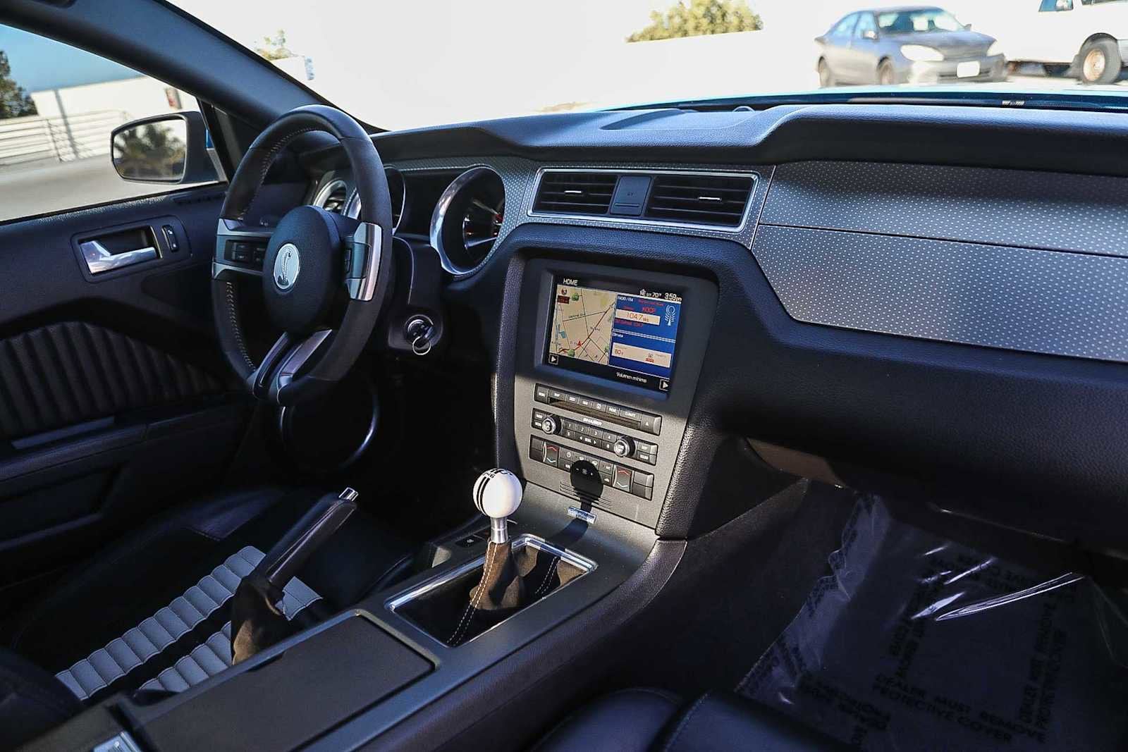 Thumbnail: 2010 Ford Mustang - 12