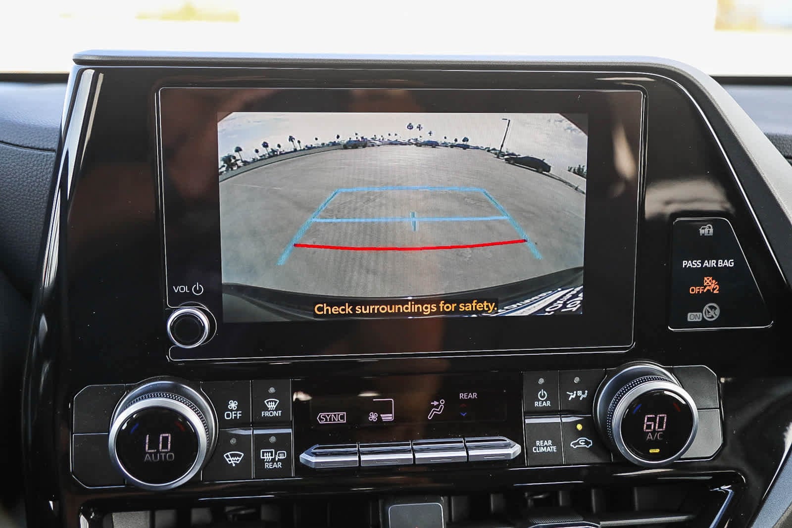 Thumbnail: 2025 Toyota Highlander - 24