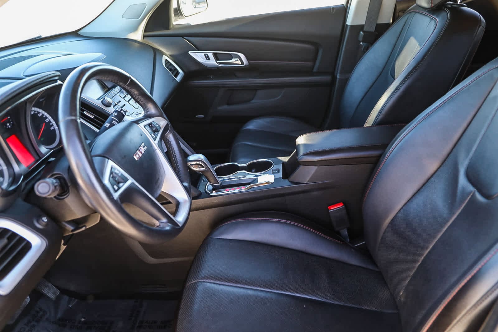 Thumbnail: 2014 GMC Terrain - 17