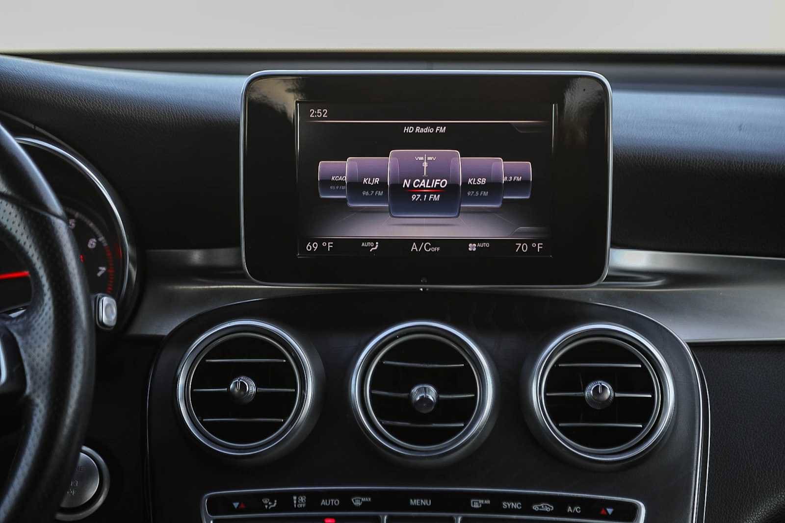 Thumbnail: 2017 Mercedes-Benz GLC - 14