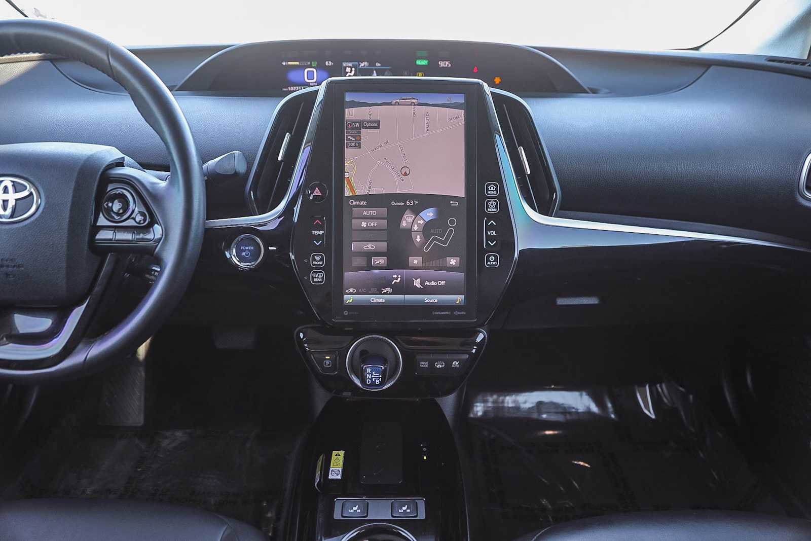 Thumbnail: 2021 Toyota Prius Prime - 13