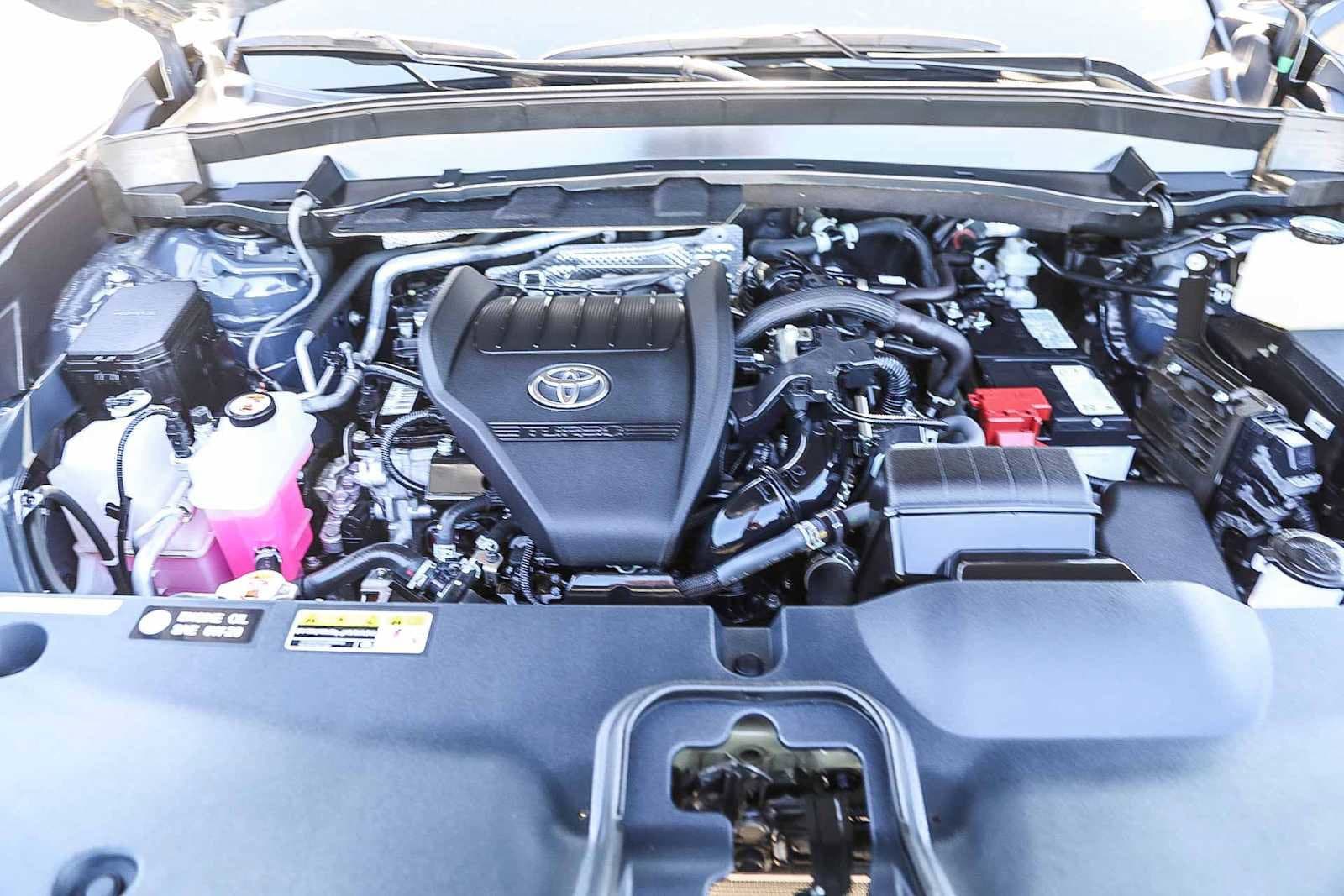 Thumbnail: 2024 Toyota Grand Highlander - 27