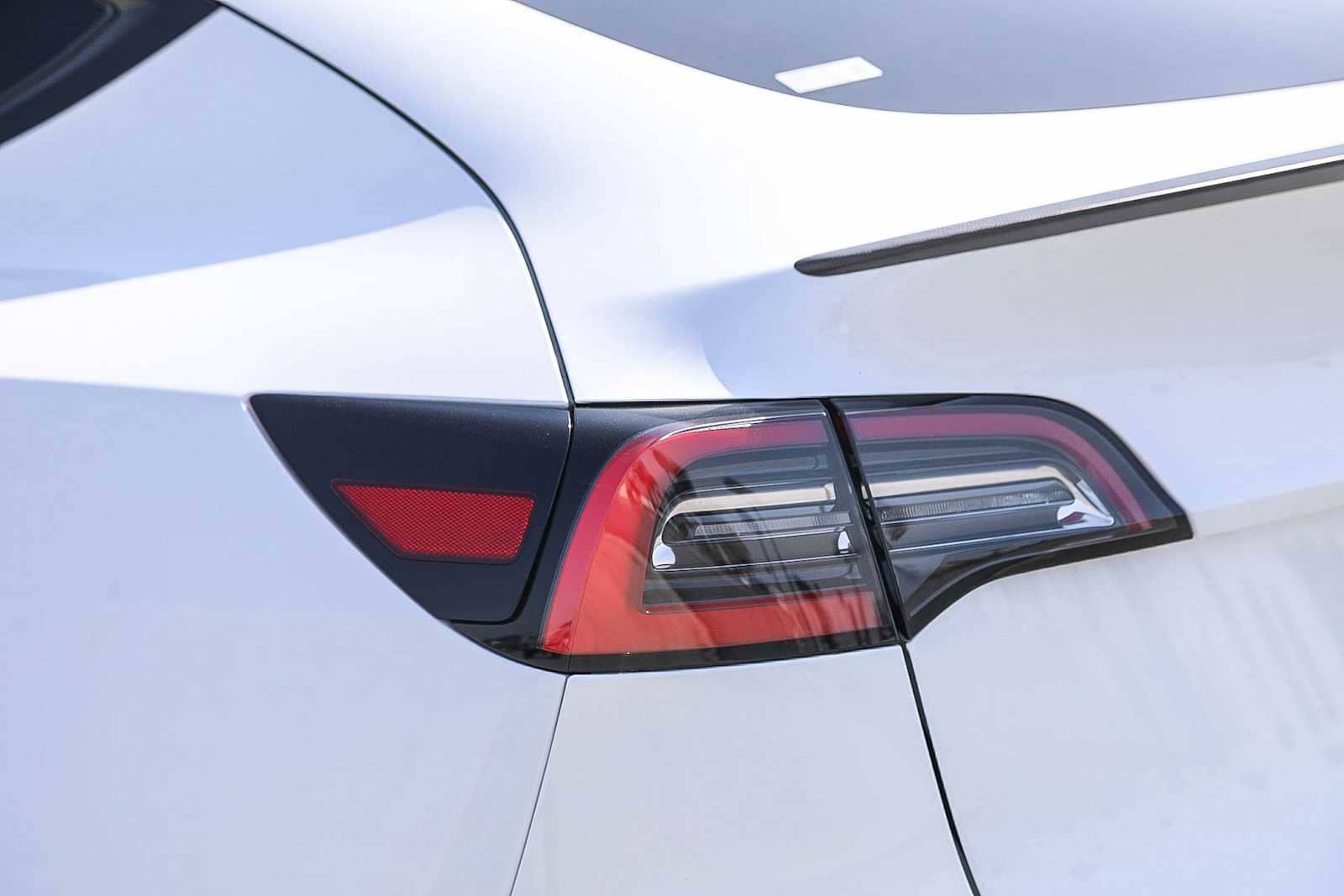 Thumbnail: 2021 Tesla Model Y - 8