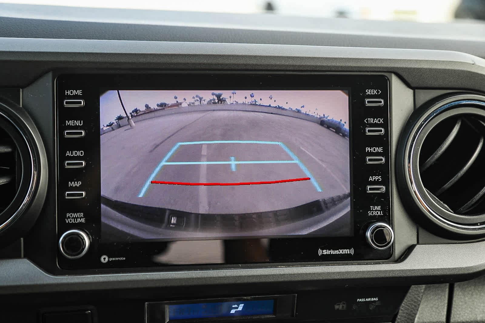 Thumbnail: 2021 Toyota Tacoma - 22