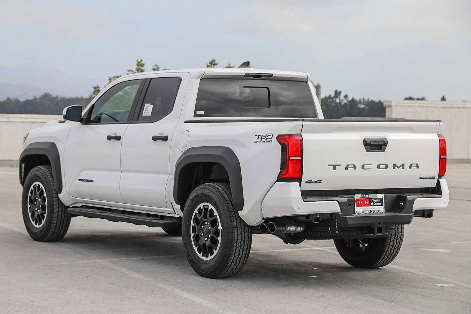 Thumbnail: 2025 Toyota Tacoma - 6