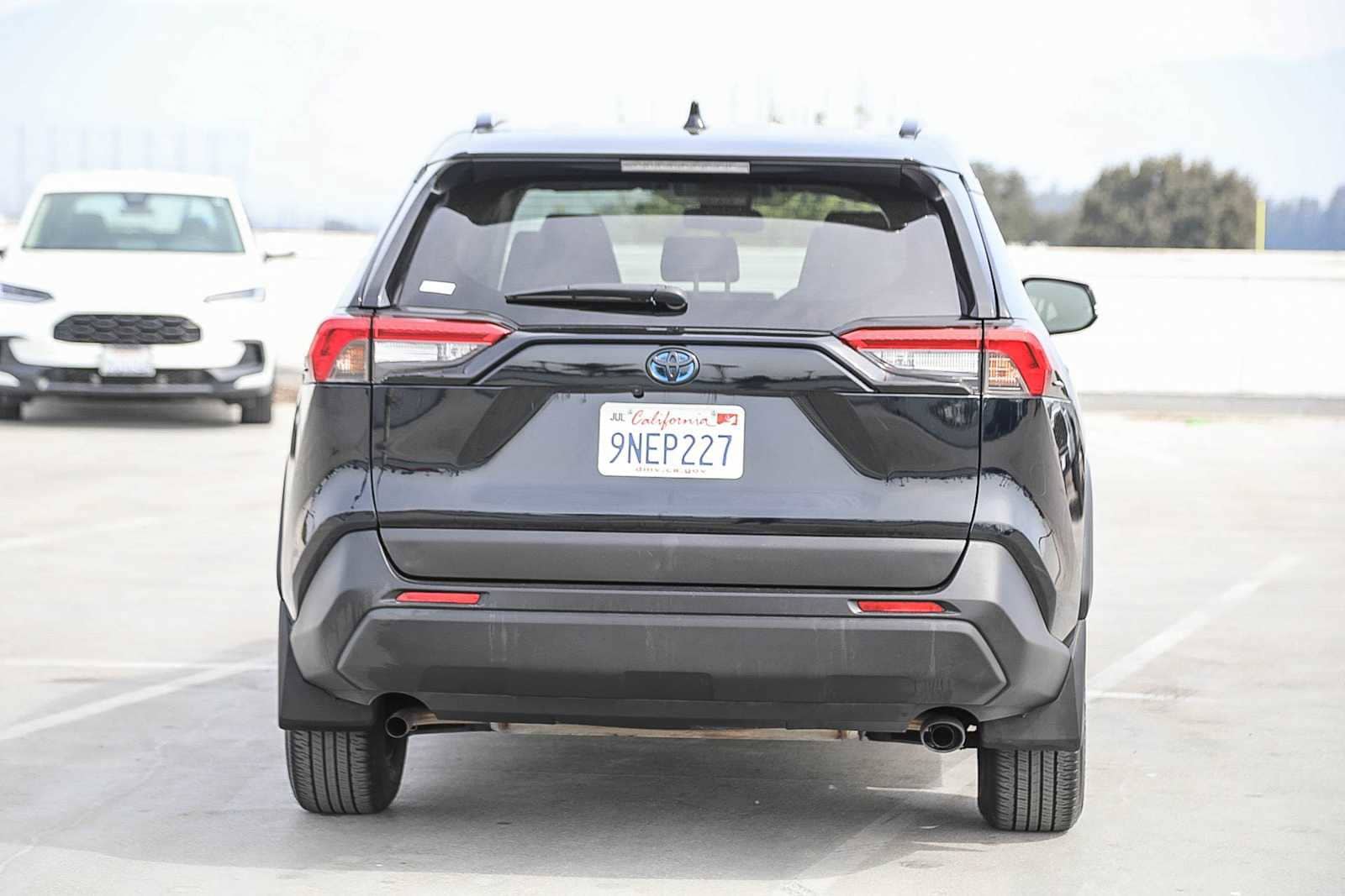 Thumbnail: 2024 Toyota RAV4 - 7