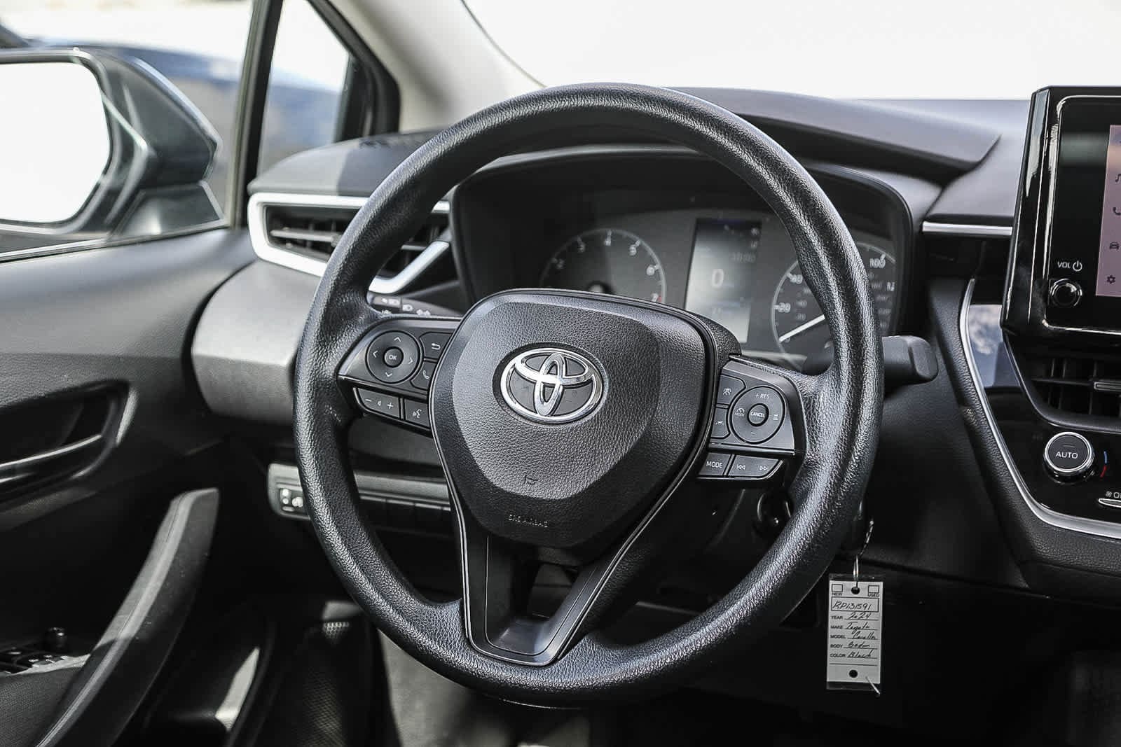 Thumbnail: 2024 Toyota Corolla - 16