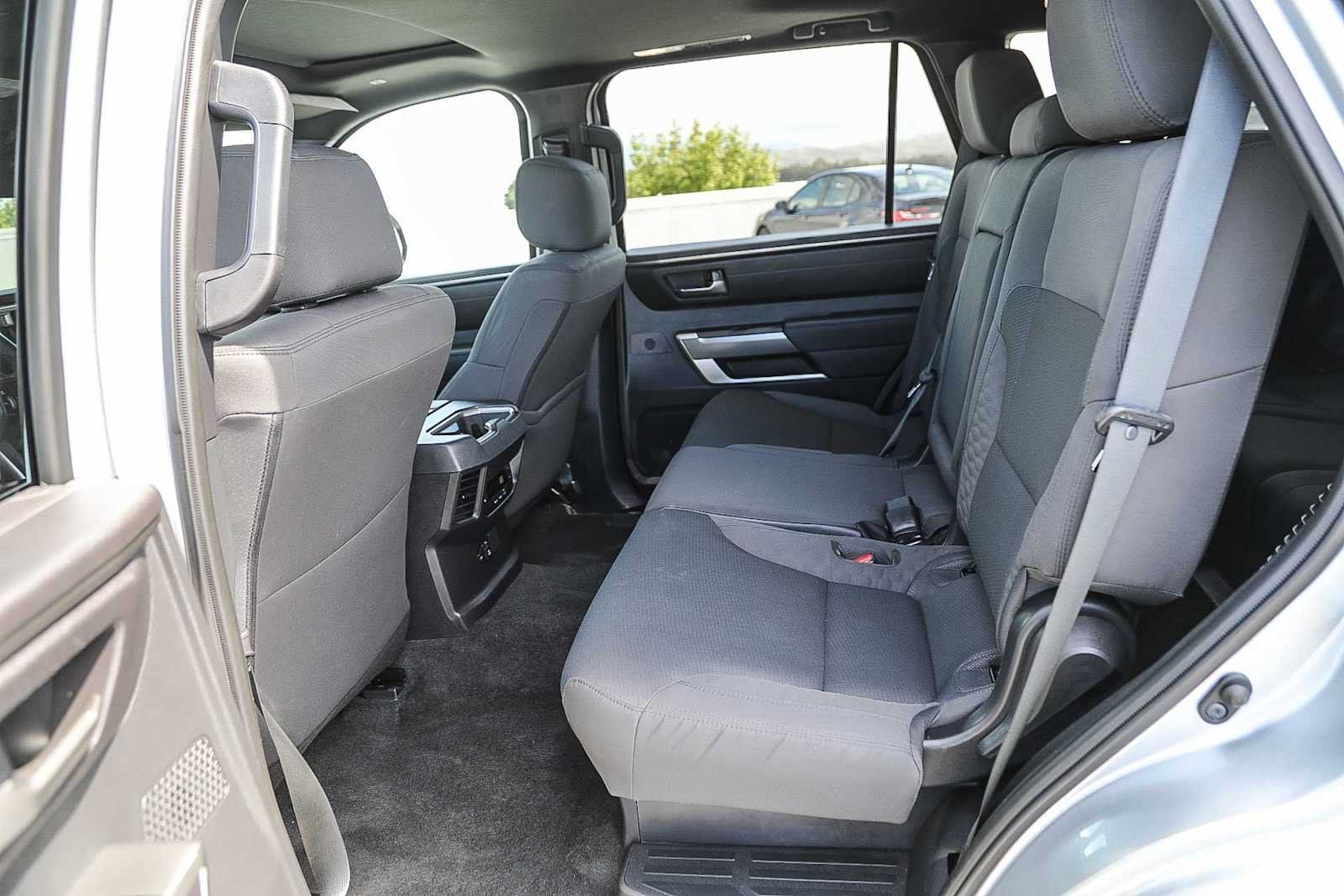 2025 Toyota Sequoia SR5 - Photo 18