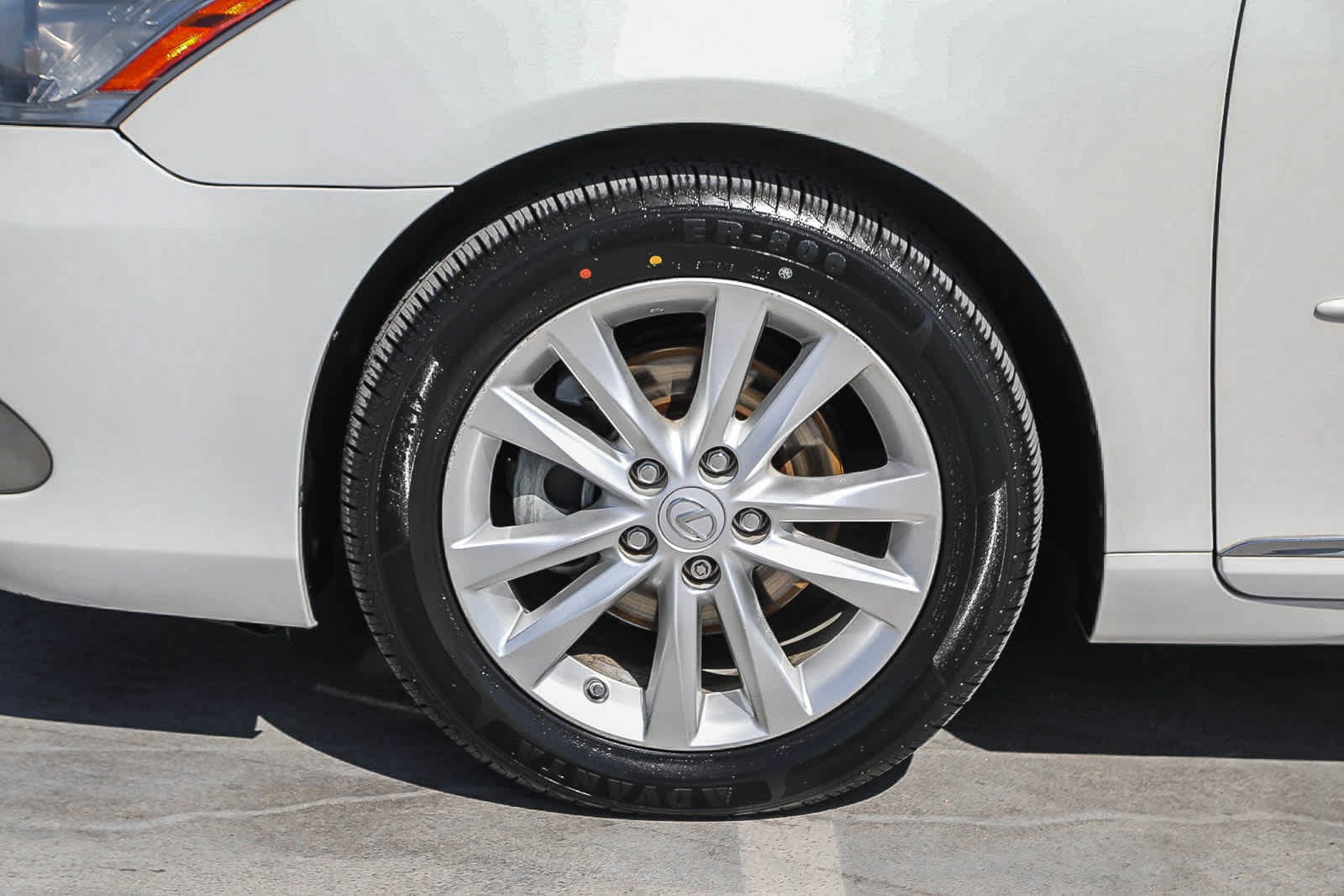 Thumbnail: 2011 Lexus ES - 9