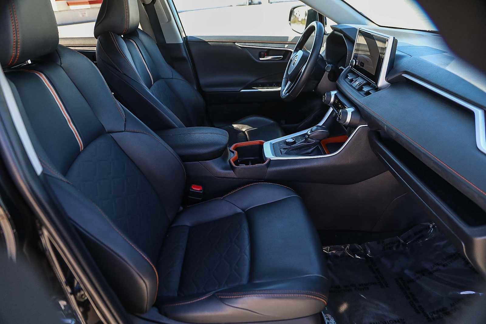 Thumbnail: 2024 Toyota RAV4 - 16