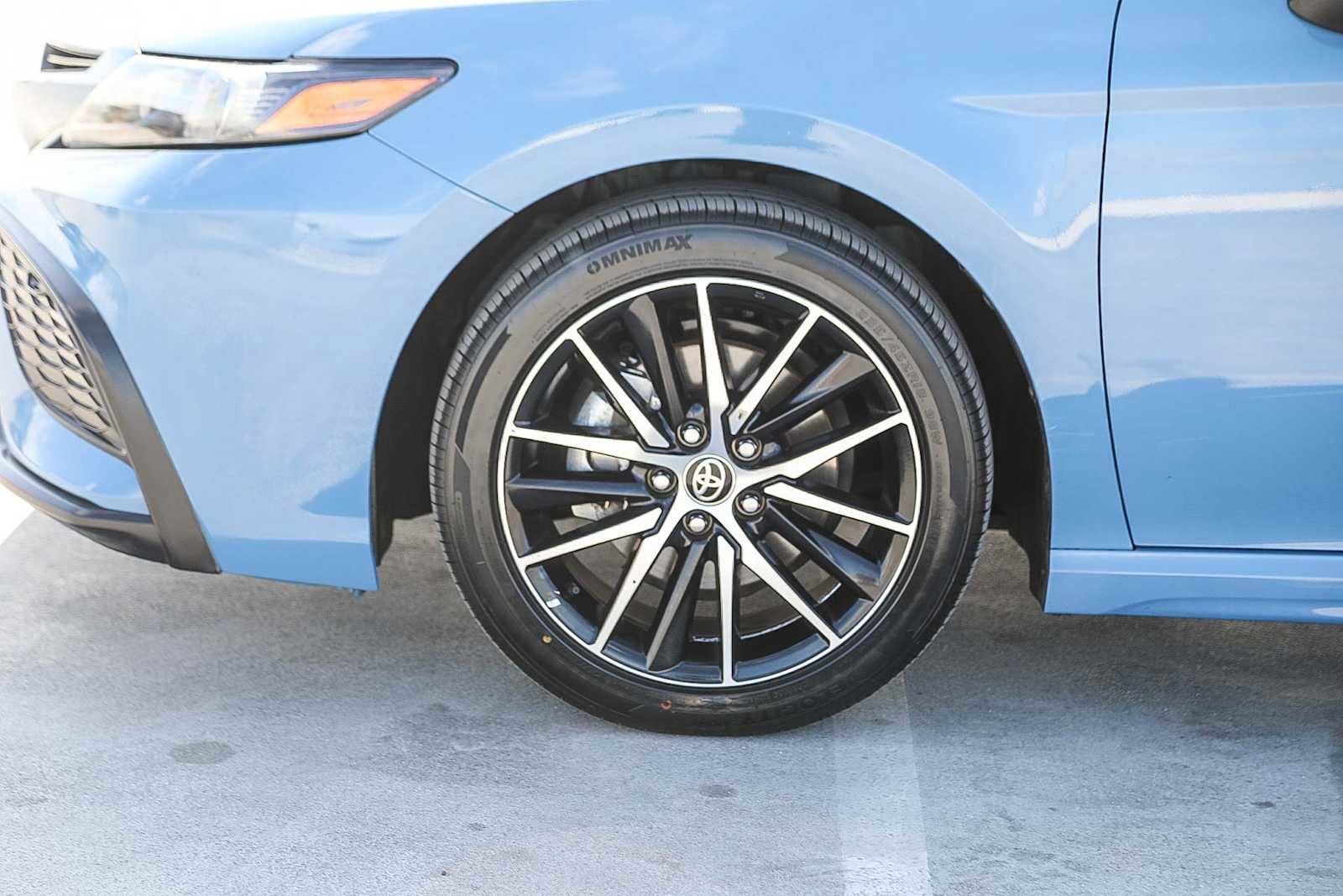 Thumbnail: 2024 Toyota Camry - 11