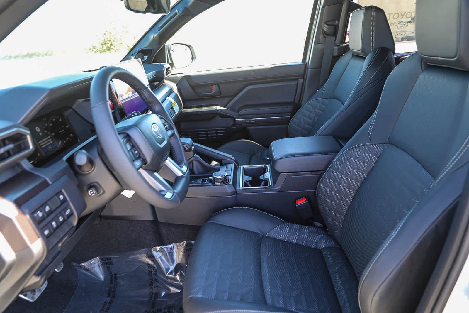 Thumbnail: 2025 Toyota 4Runner - 18