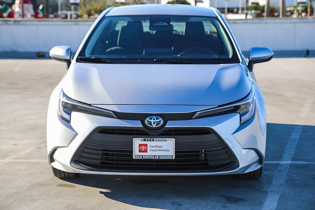 Certified 2025 Toyota Corolla LE Sedan