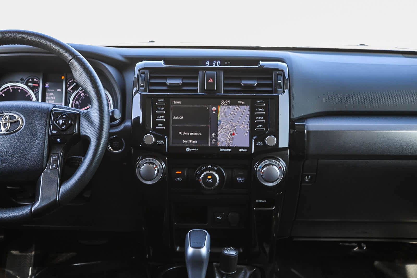 Thumbnail: 2022 Toyota 4Runner - 14
