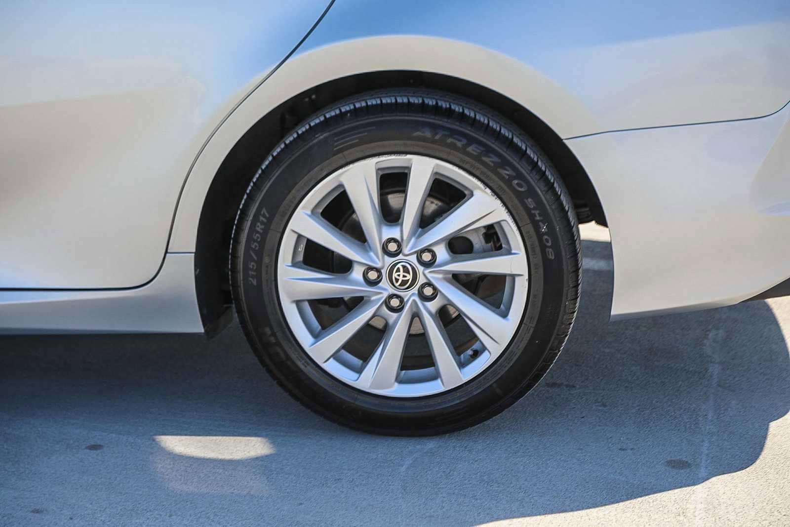 Thumbnail: 2023 Toyota Camry - 11