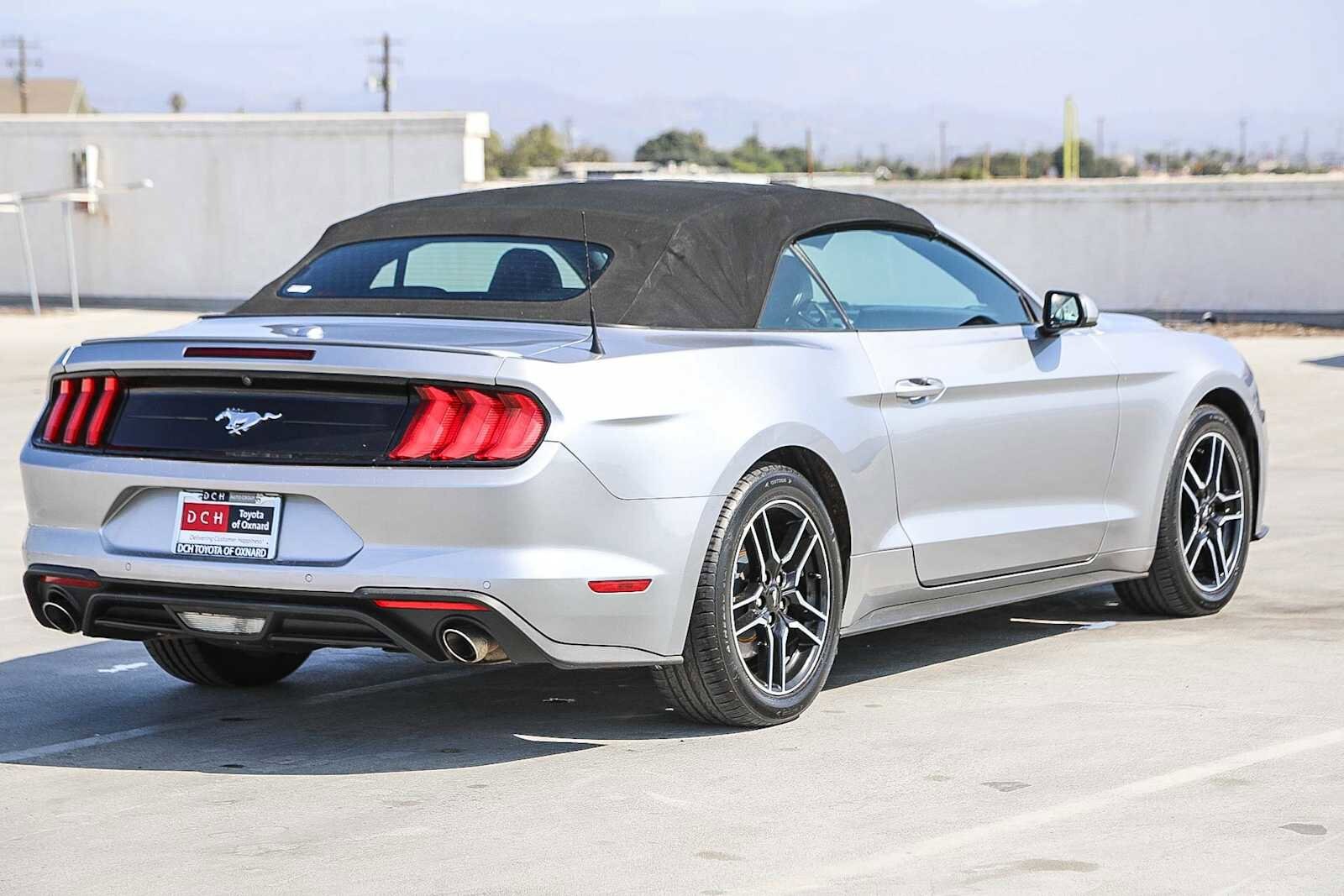2022 Ford Mustang EcoBoost Premium Convertible photo 4