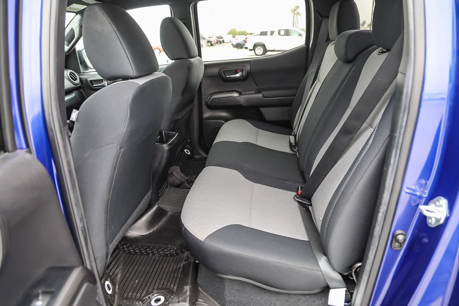 Thumbnail: 2023 Toyota Tacoma - 19