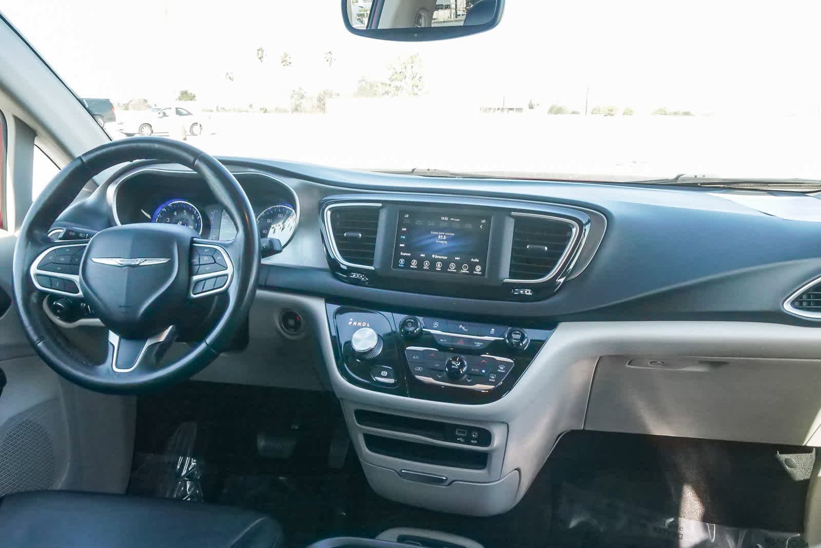 Thumbnail: 2020 Chrysler Pacifica - 13