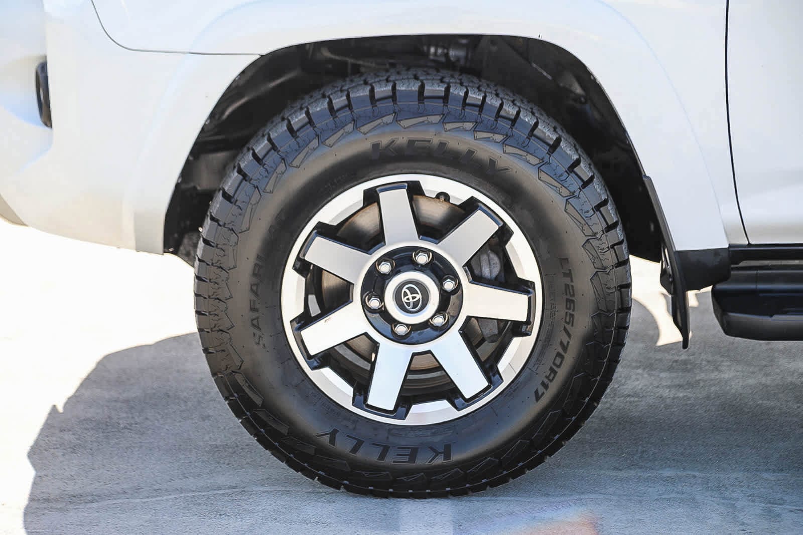 Thumbnail: 2022 Toyota 4Runner - 11