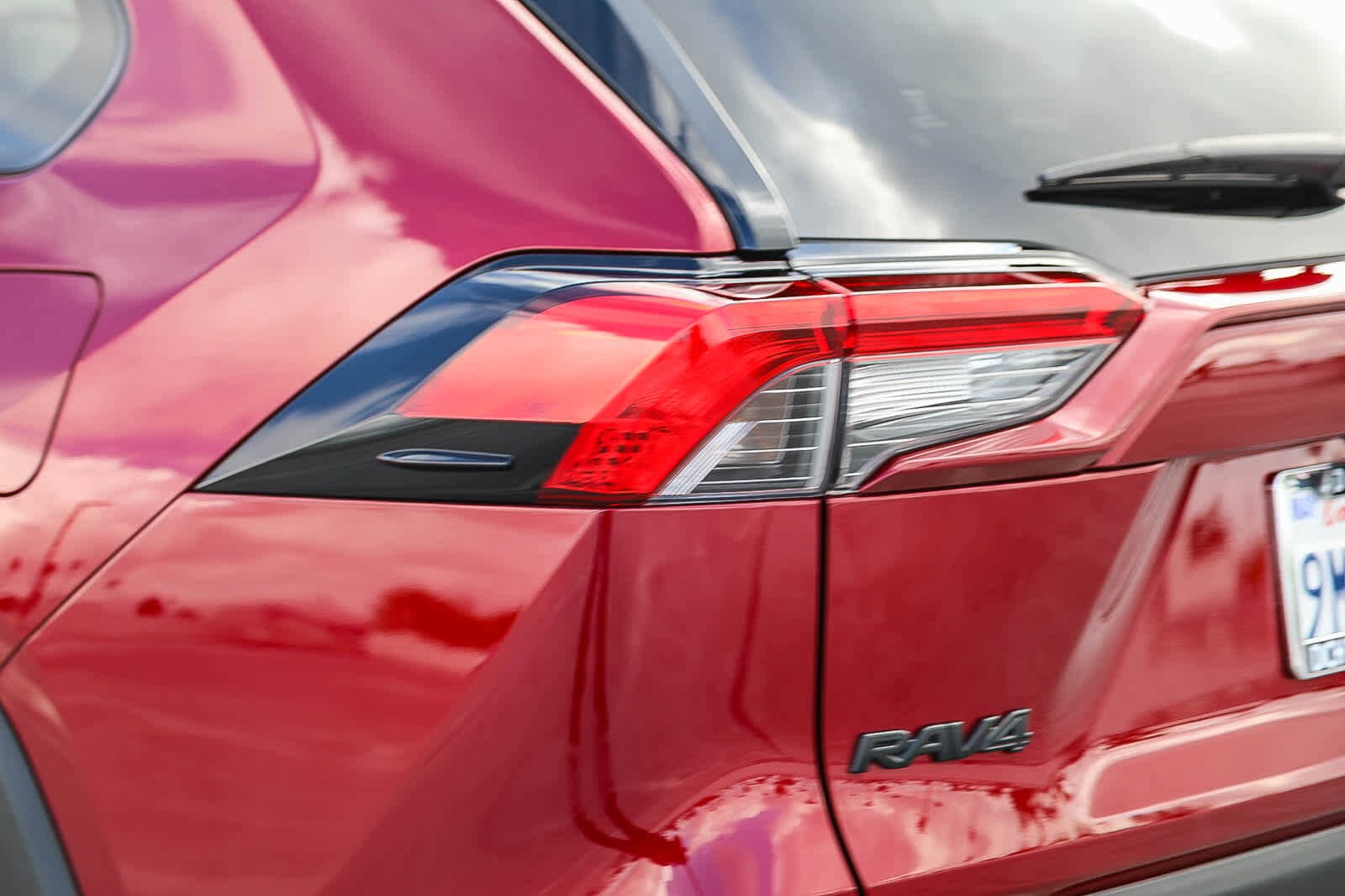 Thumbnail: 2024 Toyota RAV4 - 10