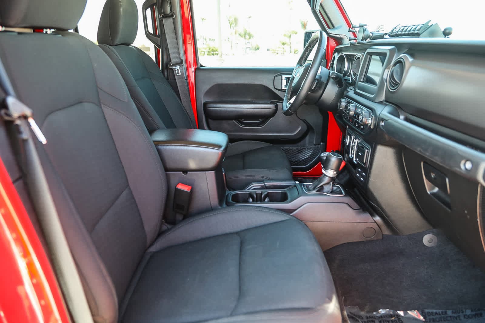 Thumbnail: 2020 Jeep Gladiator - 16