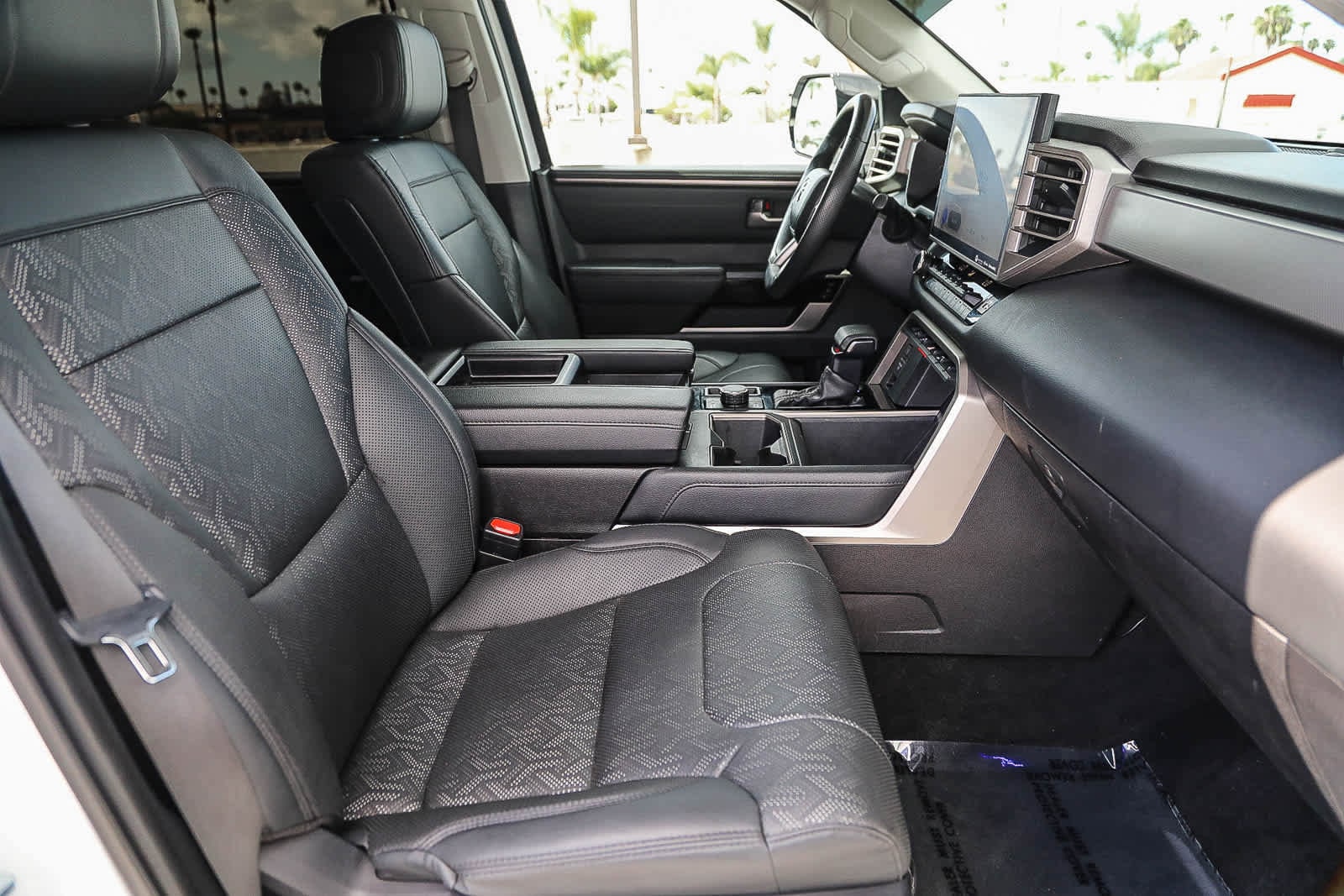 Thumbnail: 2024 Toyota Tundra - 16