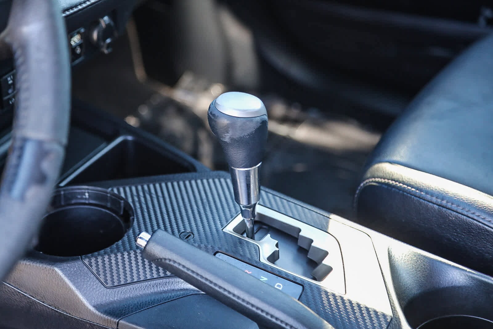 Thumbnail: 2013 Toyota RAV4 - 20