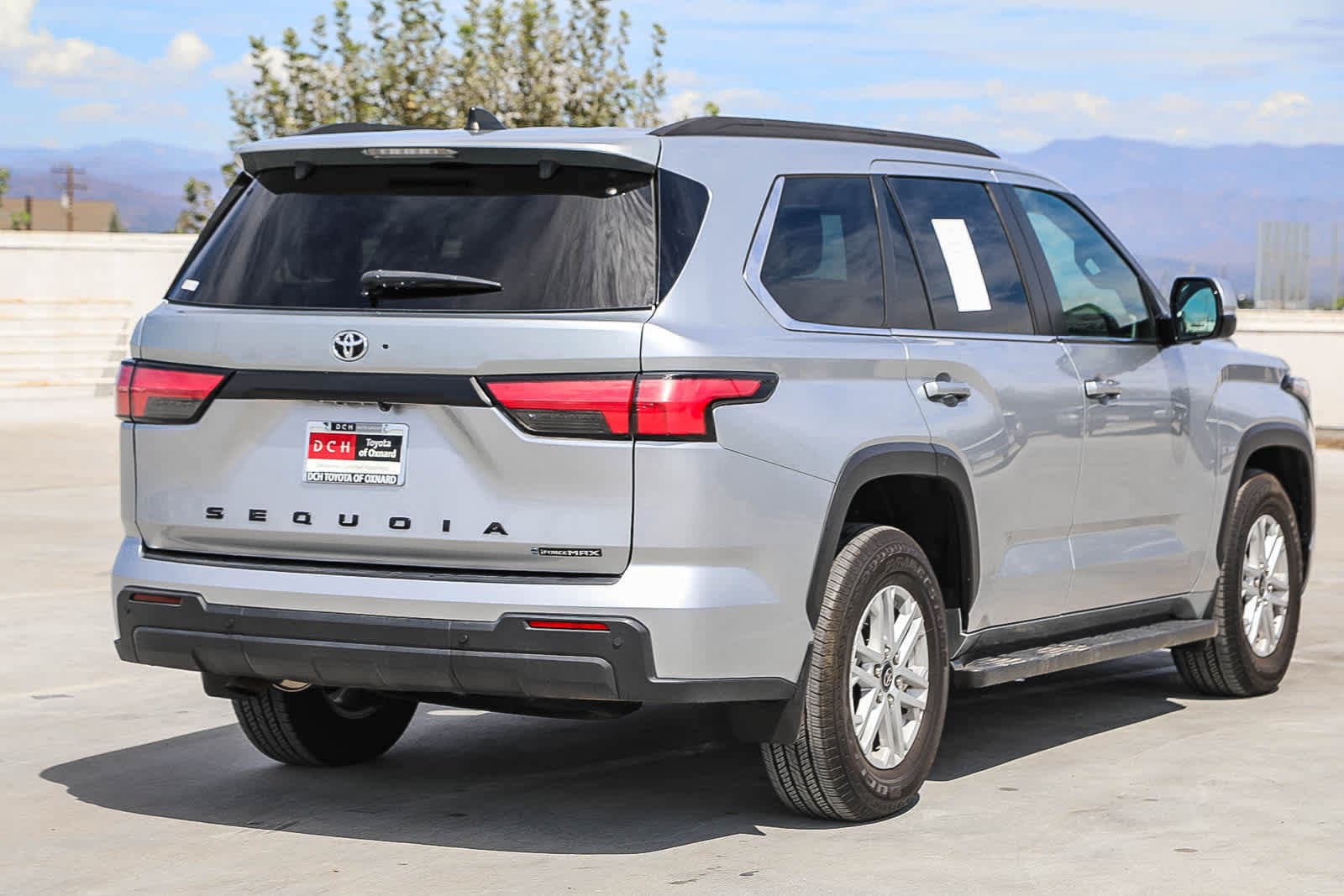 2025 Toyota Sequoia SR5 - Photo 5