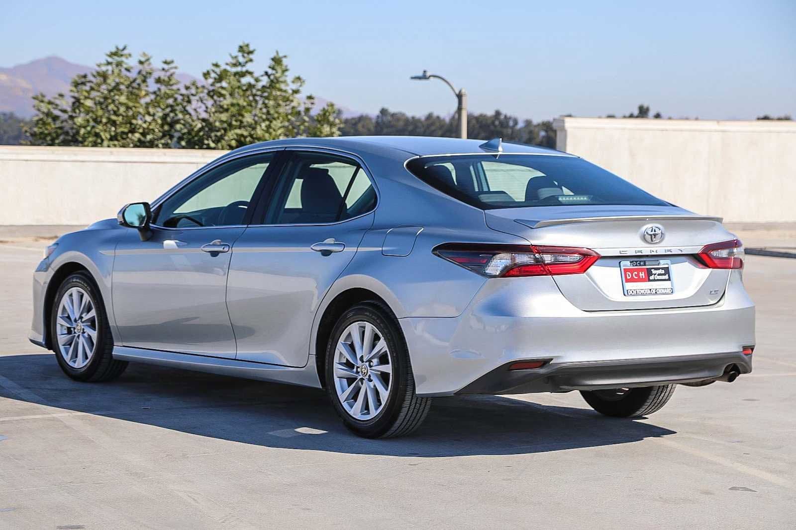 Thumbnail: 2023 Toyota Camry - 7