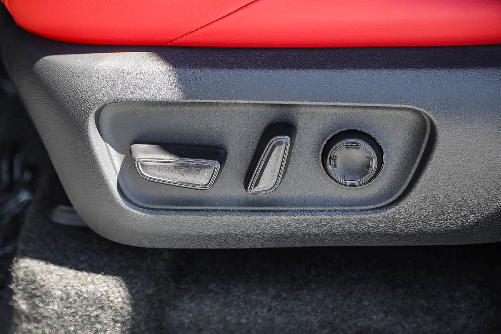 Thumbnail: 2025 Toyota 4Runner - 19