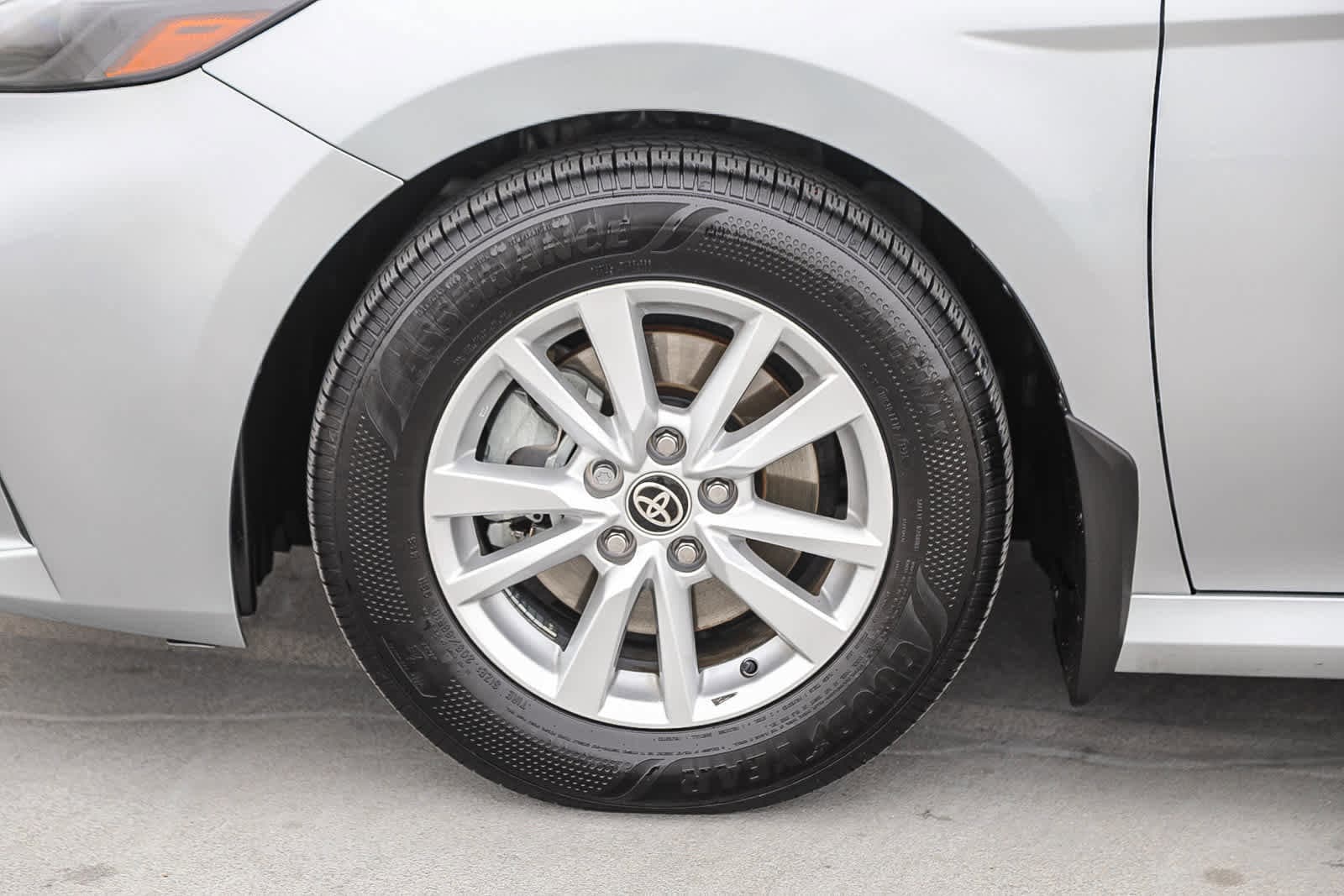 Thumbnail: 2025 Toyota Camry - 9